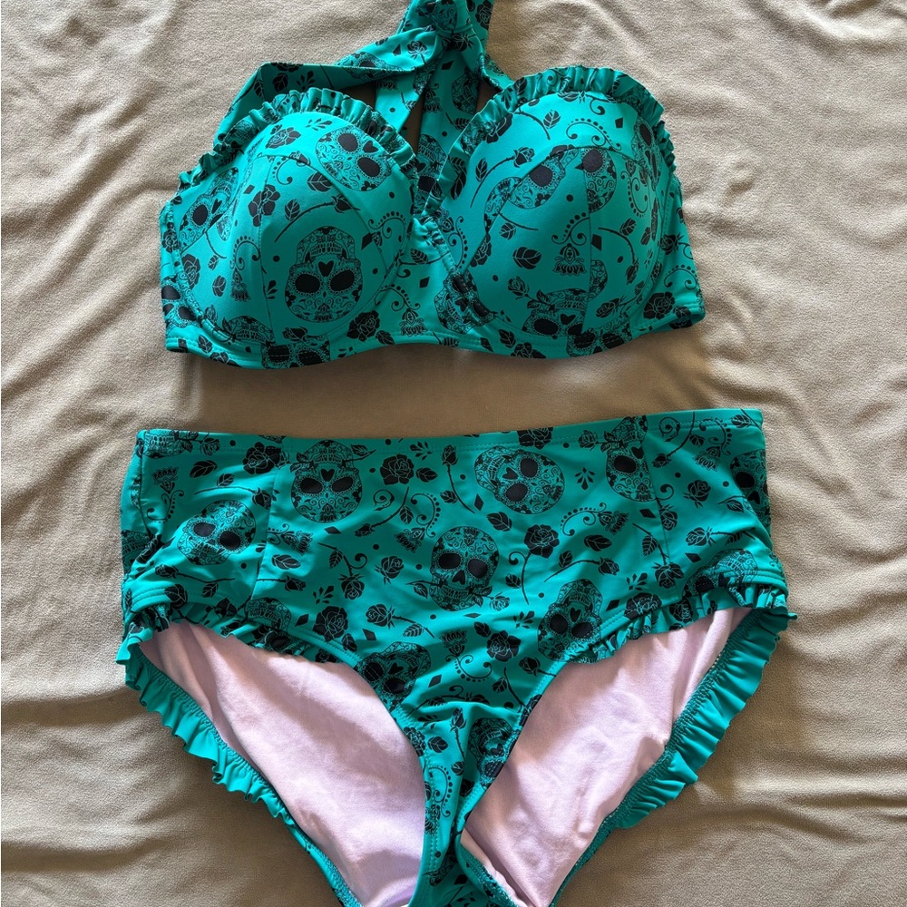 Midnight Hour Hot Topic Sugar Skull Rose Bikini Set Whimsigoth - Picture 2 of 6